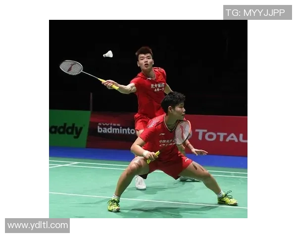 赛后分析:西安羽毛球队与广州羽毛球队的默契配合与战术探讨 赛后分析:西安羽毛球队与广州羽毛球队的默契配合与战术探讨