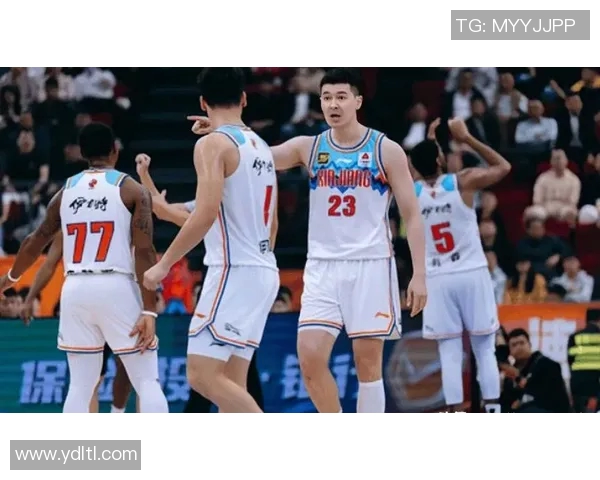 2017年CBA新疆队与天津队激战回顾精彩瞬间与战术分析