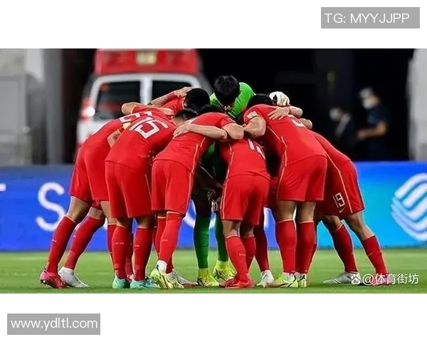 国足与伊拉克激战正酣现场直播全程回顾与精彩瞬间分析