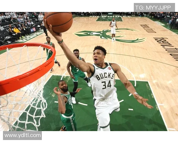 字母哥怒撕球衣引发更衣室冲突雄鹿惨败后气氛紧张不已