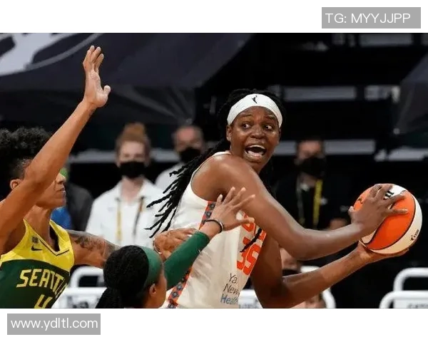 康太阳与风暴的精彩对决比分揭晓，谁能在赛场上笑到最后