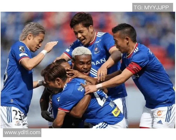 横滨水手与大阪樱花激战正酣比分结果揭晓引发球迷热议 横滨水手与大阪樱花激战正酣比分结果揭晓引发球迷热议