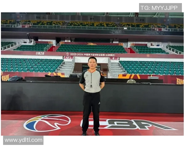 韩硕：从篮球场上的新星到职业生涯的辉煌转折点探秘