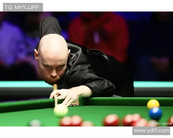 加里威尔逊与卡特的巅峰对决谁能笑到最后精彩赛事回顾与分析 加里威尔逊与卡特的巅峰对决谁能笑到最后精彩赛事回顾与分析