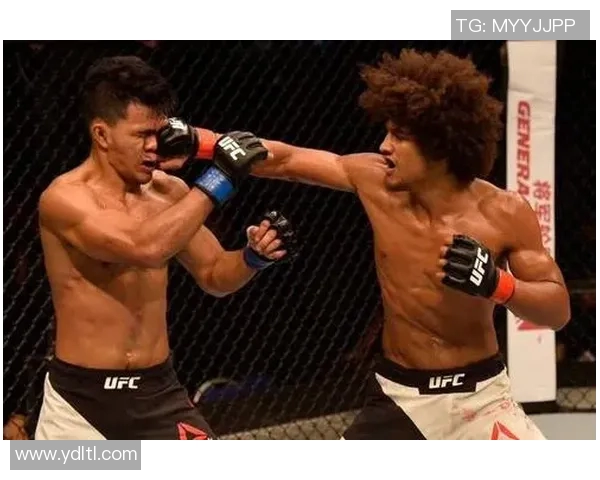 王冠与卡萨雷斯的巅峰对决谁能赢得荣耀与胜利 王冠与卡萨雷斯的巅峰对决谁能赢得荣耀与胜利