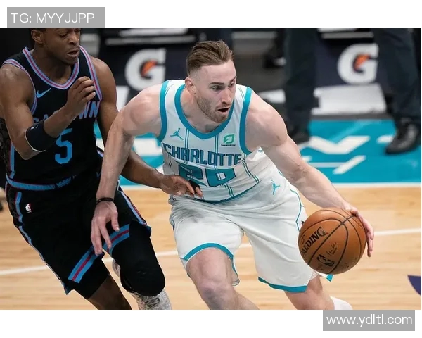 金州勇士与夏洛特黄蜂激战正酣谁将笑到最后揭晓精彩对决瞬间